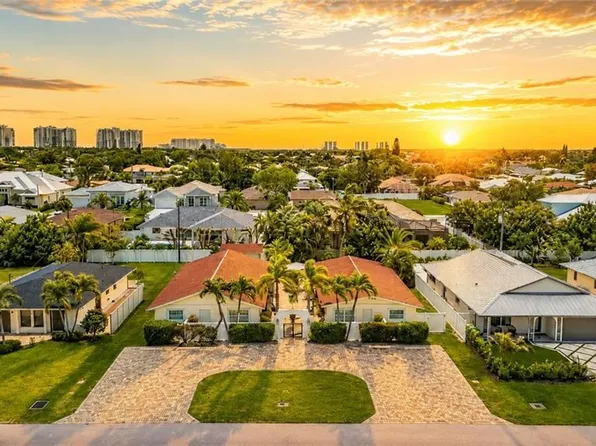 559 105th AVE N, NAPLES, FL 34108