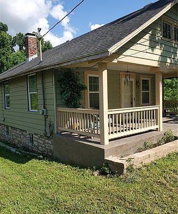 3rd image of 2901 N 9th St