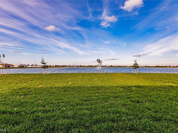 2nd image of 903 Stonewater Lake Ter
