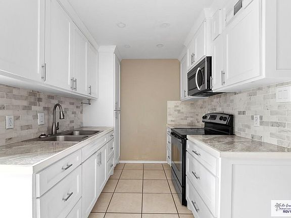 5th image of 13 Palmetto Ct