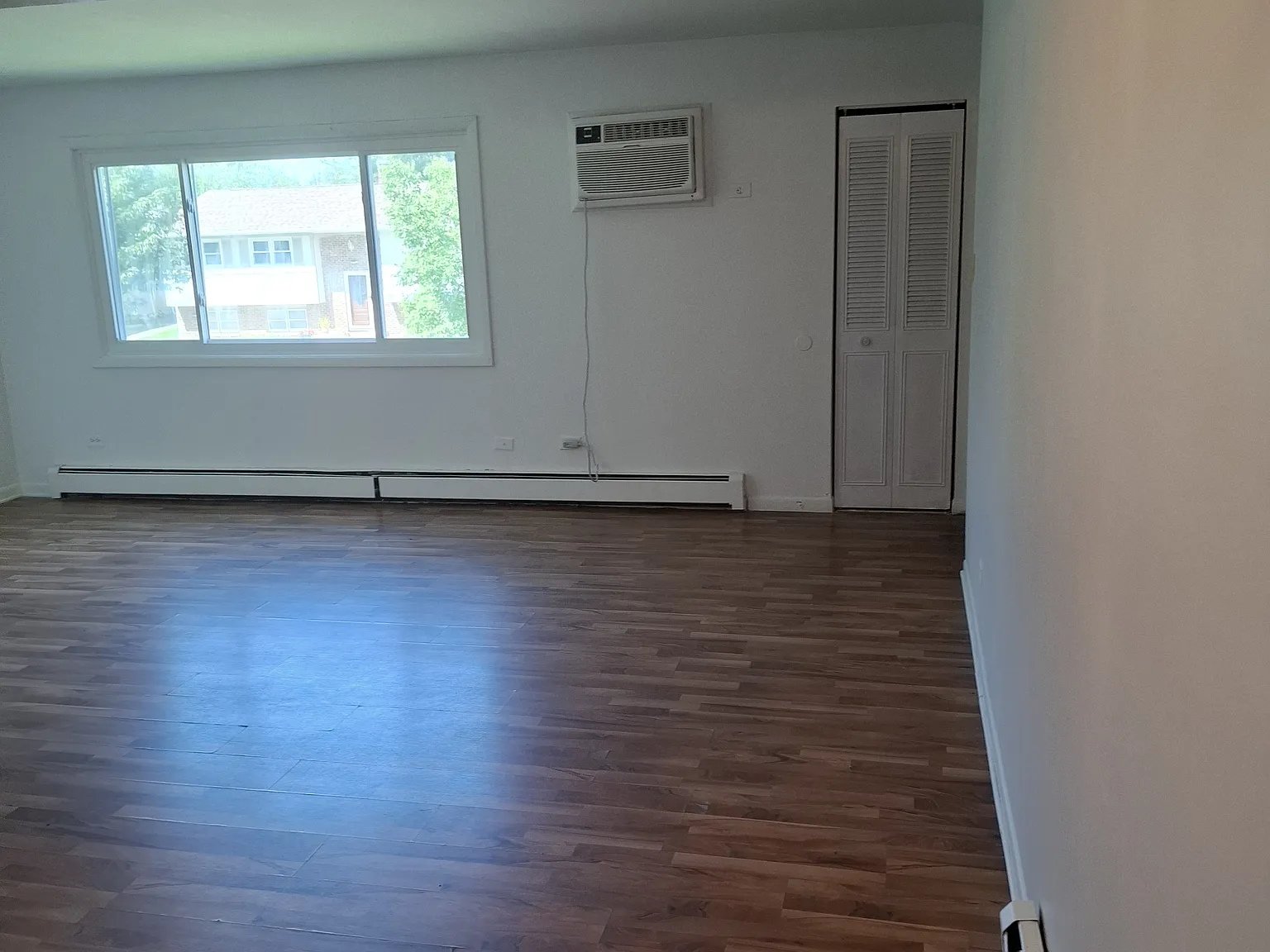 2 bed, 950 sqft, $1,150 — Photo 4