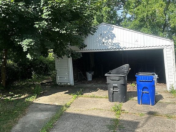 5th image of 4154 E 153rd St