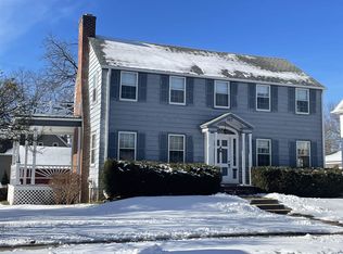 527 Elm St, Mauston, WI 53948