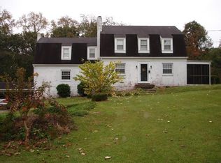 213 Halifax St, Williamston, NC 27892