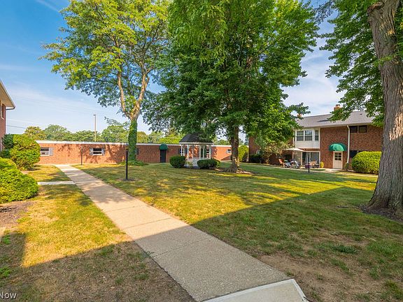 5th image of 2888 Pease Dr APT 209