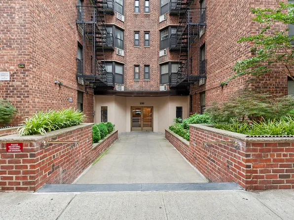 330 East 70th Street image 7 of 8