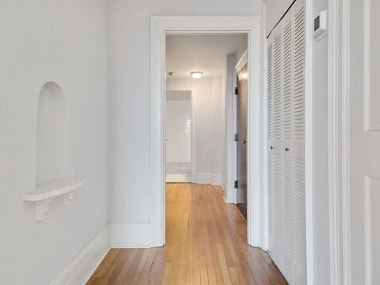 Fort Wood Apartments — Photo 37