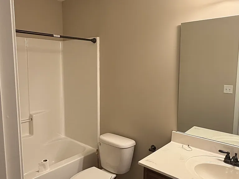 304 Hawk Valley Dr — Photo 9