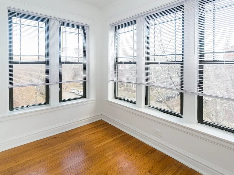 5452 S. Ellis Avenue — Photo 10