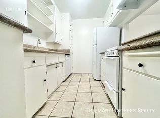 4098 Arch Dr #2A, Studio City, CA 91604