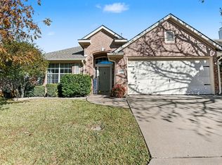 1917 Cavender Cir, Denton, TX 76205