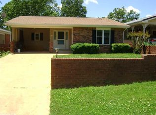 203 Parliament Dr, Horseshoe Bend, AR 72512