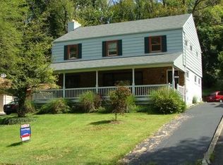 3918 Wess Park Dr, Cincinnati, OH 45217
