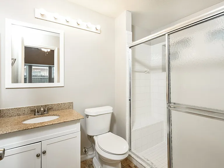 3313 Hamlet Loop — Photo 12