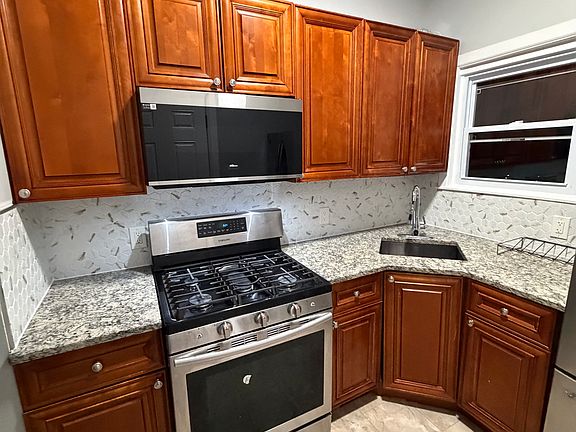 2nd image of 230 No Maple Ave #2