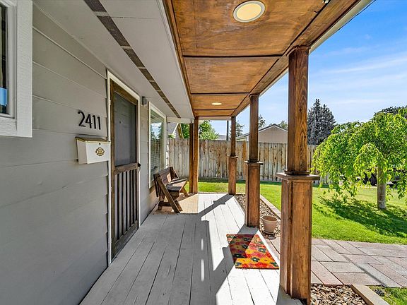 4th image of this home