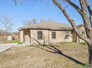 121 Rosedale Ave, New Braunfels, TX 78130