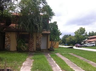 2750 Hunt Club Ln, Orlando, FL 32826