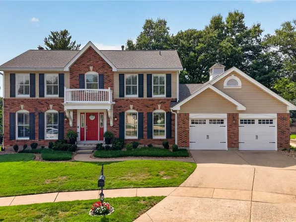 531 Arlington Terrace Dr, Grover, MO 63040