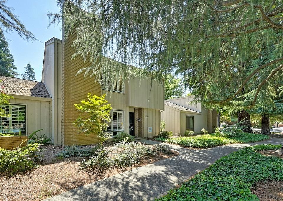 1st image of 314 Elmhurst Cir
