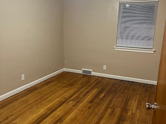 4th image of 231 58th St