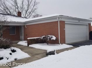 1827 Mackenzie Dr, Columbus, OH 43220