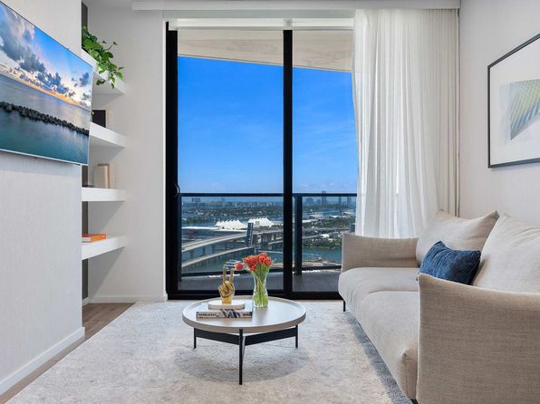 398 NE 5th St #Id1372285p