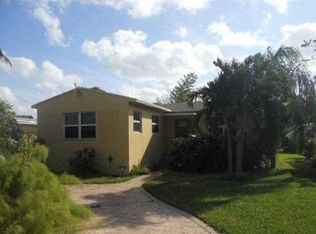 1928 Mayo St, Hollywood, FL 33020