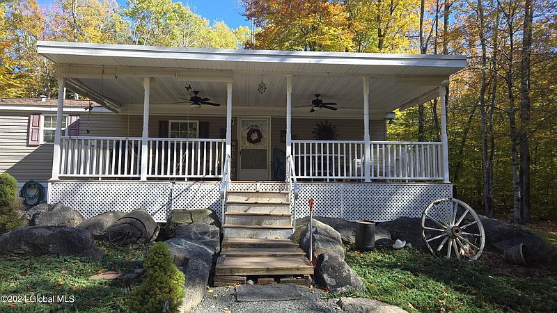 2nd image of 432 Toad Point Road
