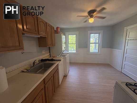 2nd image of 73 Marlboro St #3