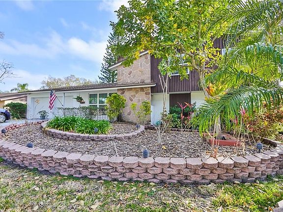 2nd image of 7103 Seabury Ct