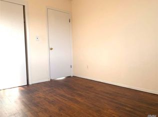 2247 38th St, Astoria, NY 11105