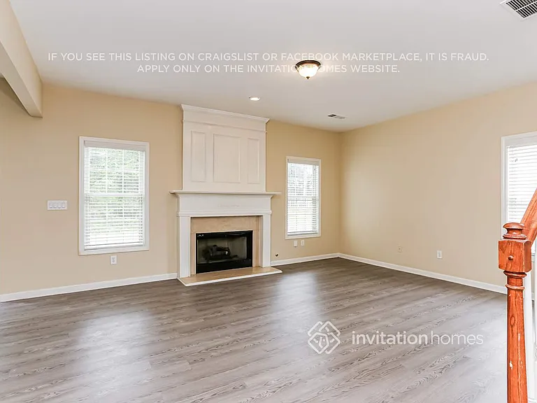 1700 Northolt Ct — Photo 5
