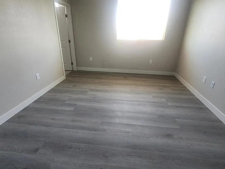 928 E Imperial Hwy — Photo 9