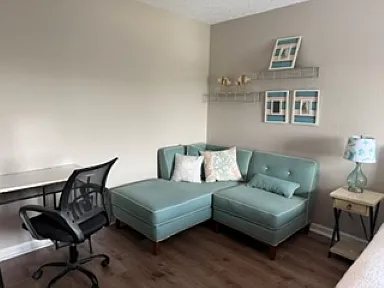 102 Clarendon Dr — Photo 15