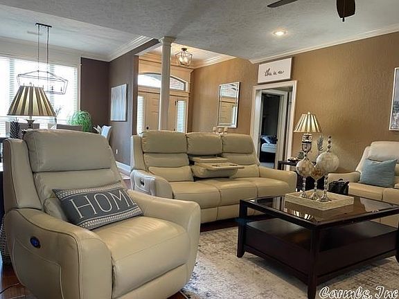 2nd image of 1810 Poteete Dr