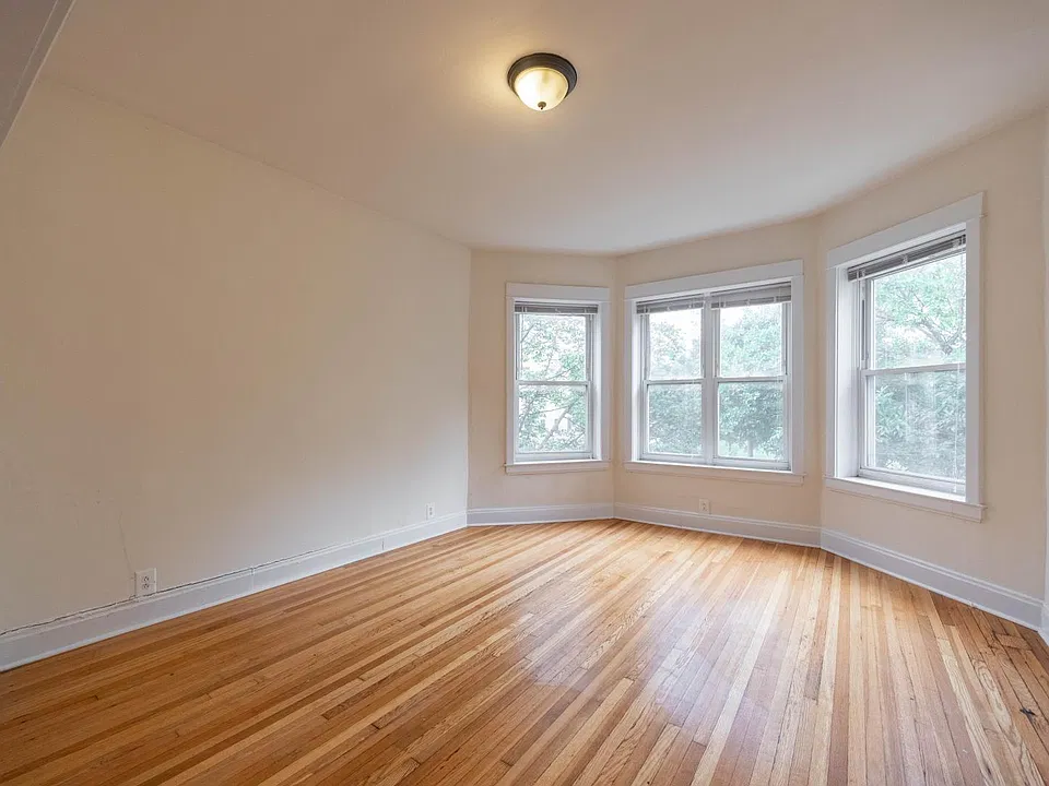 1518 N Kedzie Ave #2