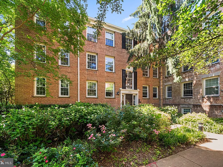 2720 Ordway St NW #3 — Photo 1