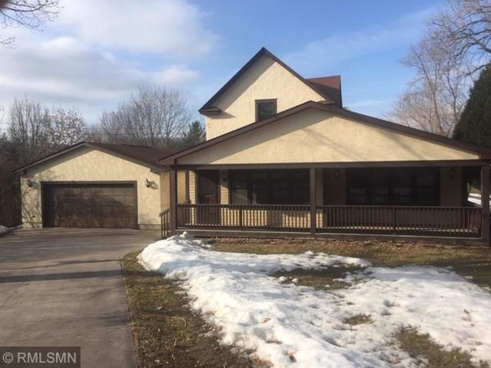 1st image of 2345 Highwood Ave E