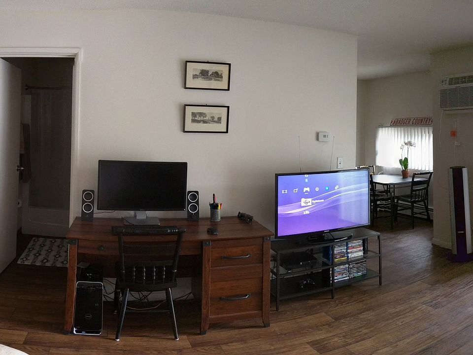 1st image of 911 22nd Ave S APT 271