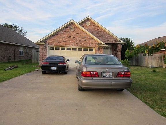 3rd image of 3710 Marielene Cir