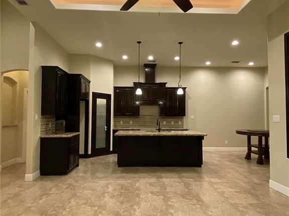 2nd image of 2502 Gregg Dr