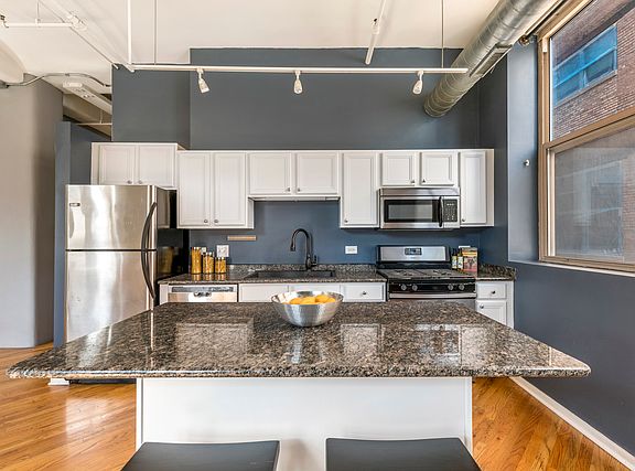 3rd image of 500 S Clinton St APT 310