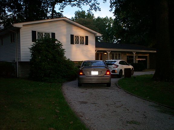 4th image of 93 S Tamarack Dr