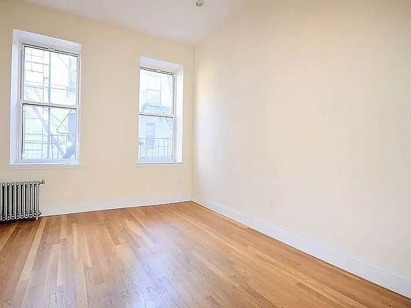 4th image of 709 De Kalb Ave #33