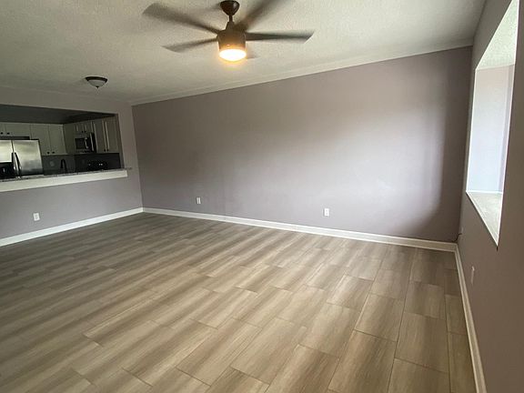 3rd image of 46 Atlantic Oaks Cir #A