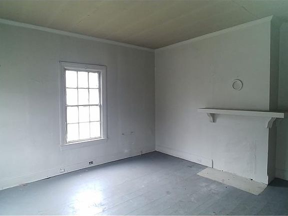 5th image of 1019 N Scales St