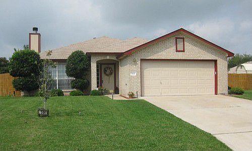 1st image of 504 Arapaho Dr