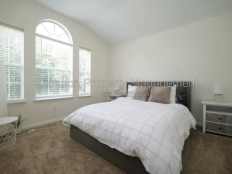 1203 Lavender Shade Ct — Photo 29