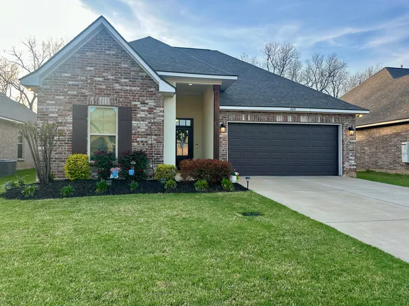 408 Mangrove Ln, Bossier City, LA 71111